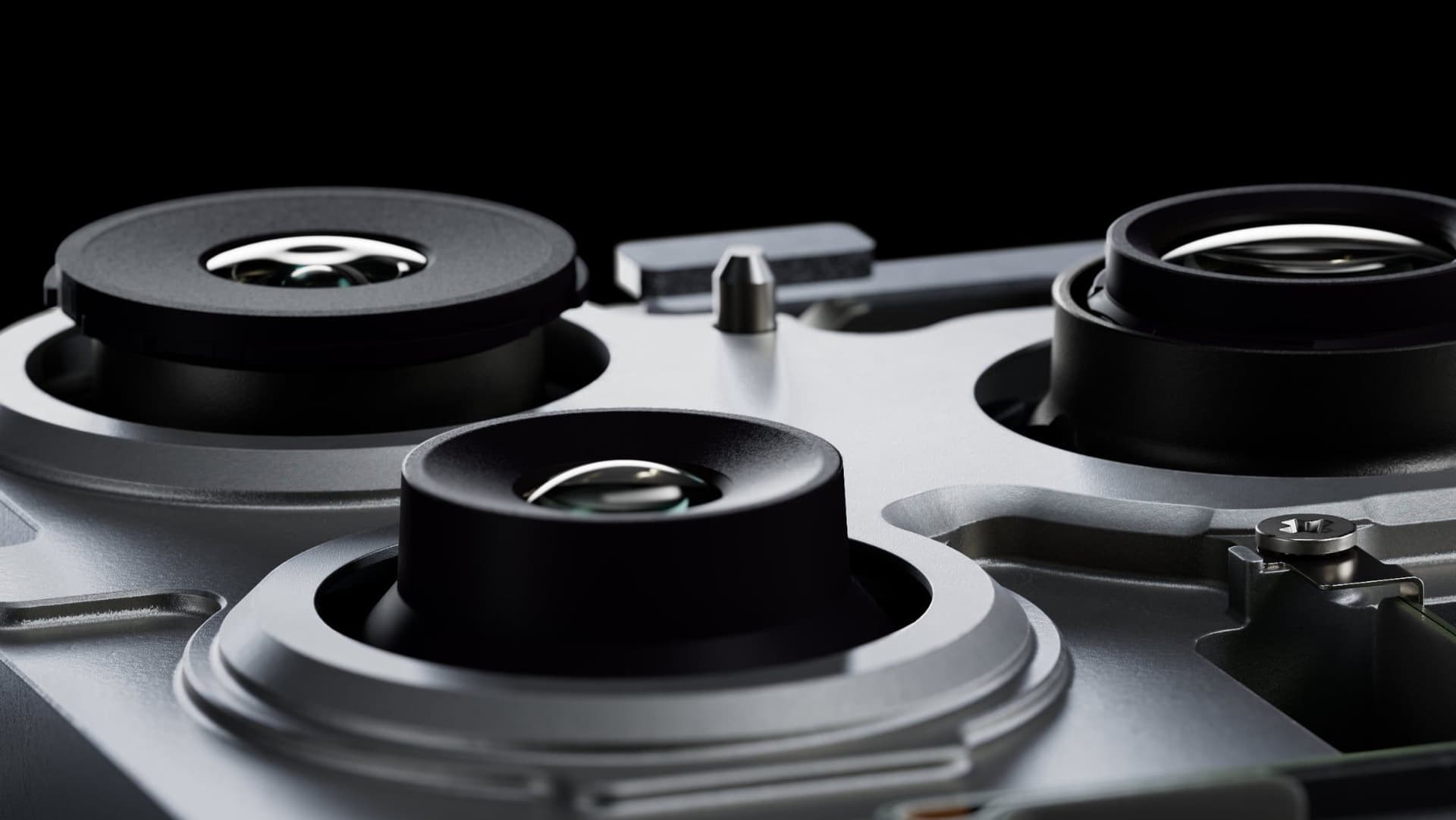 iPhone 18 Pro、カメラ性能を大幅向上か?可変絞りや望遠レンズ刷新の噂