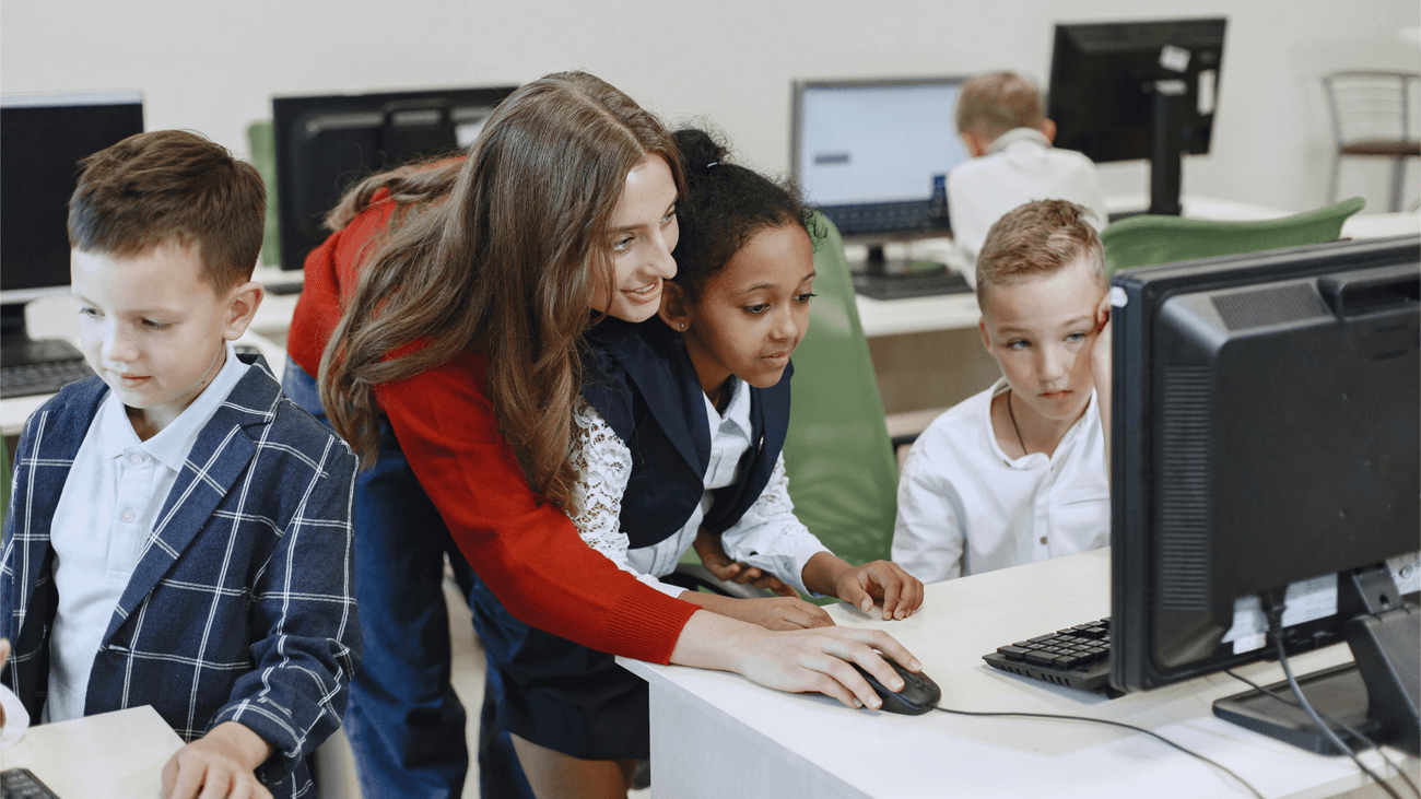 AIは学習の道具に!生徒や先生の「スーパーユーザー」化が進む